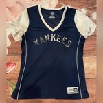 Majestic Yankees Women’s V Neck T Shirt Photo 0