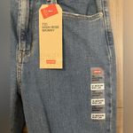 Levi's NWT Levi 721 High Rise Skinny Photo 2