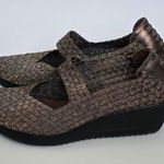 Bare Traps Ursala Bronze Metallic Woven Mary Jane Wedge Heels Shoes Size 7½ Photo 4