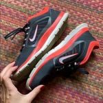 Nike HOT PINK & BLACK  RUNNING SHOES Photo 3