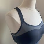 Brooks Dare Racerback Sportsbra Womens Sz 32D Grey Adjustable Straps Photo 1