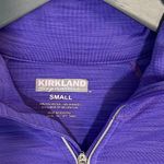 Kirkland Signature  Women’s Athletic 1/4 Zip Top Jacket Size‎ Small Purple Photo 3