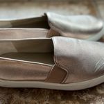 Vince  Women's Rose Gold Metallic Casual Slip-On Sneaker Shoes Size 6.5 Photo 3