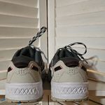 Saucony  Excursion TR11 Shoes in Gray and Red Photo 3