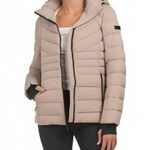 BCBGMAXAZRIA NWOT BCBG MAXAZRIA Women Hood Chevron Quilted Puffer Coat Size M Beige Photo 0