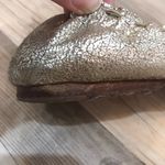 Jack Rogers Women's Tansy Flower gold flats  MOC sz 8.5. Photo 11