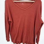 American Eagle  AEO Rust Red Long Sleeve Thermal Shirt Women's Size Small S Photo 0