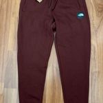 The North Face Sweatpants Photo 1