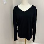 Hilary Radley  Black 100% Cashmere sweater Medium Photo 1