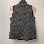 Boutique Herringbone Quilted Puffer Vest in Black white size small Photo 2