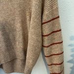 American Eagle sweater Photo 1