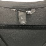 H&M  V Neck w/ Lace Black 3/4 Sleeve Top L EUC Photo 4