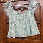 ThirtyOne Boutique Thirty/ Thirty Medium Green Floral top  Photo 1