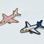 2 airplane pins Pink Photo 0