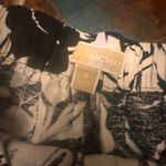 Michael Kors  Shorts Womens Floral Size M NWT Photo 3