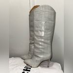 Schutz  Maryana crocodile-embossed leather knee-high boot in light grey 7B Photo 2
