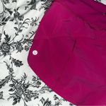 Lululemon  speed up low rise 2.5” shorts size 14 Photo 3