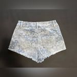 HAPPILY GREY Two Tone Bandana Print Denim Jean Shorts Women’s Sz 3/26 NWT Blue Photo 3
