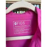 FIGS  Rafaela Oversized Electric Orchid Pink PO 2325 Scrub Top Size XS Photo 1