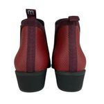 Betabrand  NWT Red Tennis Western Boot Size 8.5 Photo 3