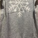 Cupcakes and Cashmere Cupcake & Cashmere snowflake sweater  Size 1x  Photo 4