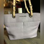 Michael Kors  Women's Bedford ocket Shoulder Tote Bag - Lavender Photo 0