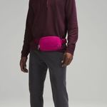 Lululemon Everywhere Belt Bag NWT Photo 4