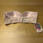 Vince Camuto NWT  Bra Photo 1