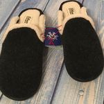 Dearfoams  Slippers, Size 9/10 Photo 3