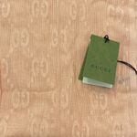Gucci NWT  GG Logo Shaby pink scarf Photo 3