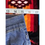 Lee Easy Fit Med Denim Capri Jeans Size 30"x 20.5" Mid Rise Pockets Zip Photo 5