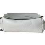 CALMA 1600 Leather Pebbled White Crossbody Bag – Minimalist Soft Leather Photo 12