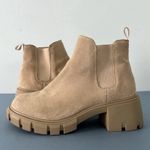 Steve Madden Howler Sand Suede Chelsea Lug Sole Ankle Boots Photo 3