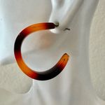 Tortoise shell hoop earrings Photo 1