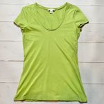 Banana Republic  - Women’s Green Basic Short Sleeve Top - Size Small.  Photo 0