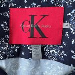 Calvin Klein Jeans Calvin Klein Navy Blue & White Floral Print Short Sleeve Knee Length Dress Photo 7