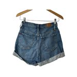 BDG  Mom High-Rise Cuffed Jean Shorts Women's Size 26 Medium Rinse Photo 5