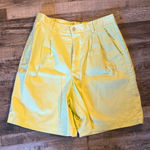 Liz Claiborne  Light Yellow High Waist Shorts / DG118 Photo 0