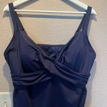 Lands’ End Women’s Navy Blue Underwire Criss cross Tankini Top Size 18 Photo 2