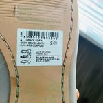 Clarks Clark Flat shoe made for maximum comfort. Size:US:10M. UK: 7.5D Photo 3