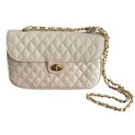 Quilted White Faux Leather Shoulder Bag With Gold Chain Strap & Turn Lock Photo 0