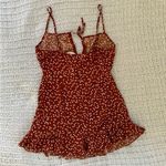 SheIn NWT Boho Heart Print Tie Front Cut Out Rust Brown Ruffle Romper Size Large Photo 1