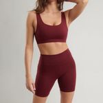 Uniqlo  Airism biker shorts with a waffle H&M sports bra M Photo 0