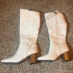 Liz Claiborne  Cream Knee High Boots Block Heel Memory Foam Size‎ 9.5 Photo 0
