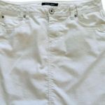 Roz & Ali Jean Skirt White Denim Jean Mini Skirt Size 4 Photo 2