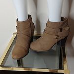Charlotte Russe brown strappy ankle booties size 8 Photo 0