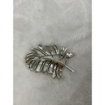 Monet vintage Silvertone FEATHER leaf spruce needle PIN BROOCH Signed Photo 3