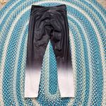 Zyia  Ombré Leggings Photo 3