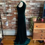 Jenny Yoo  Cybill One Shoulder Dress with Slit in Emerald Green Size 8 Photo 5