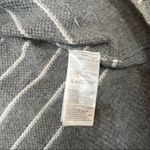 Gap  gray and white Vneck stripe sweater sz Medium Photo 4